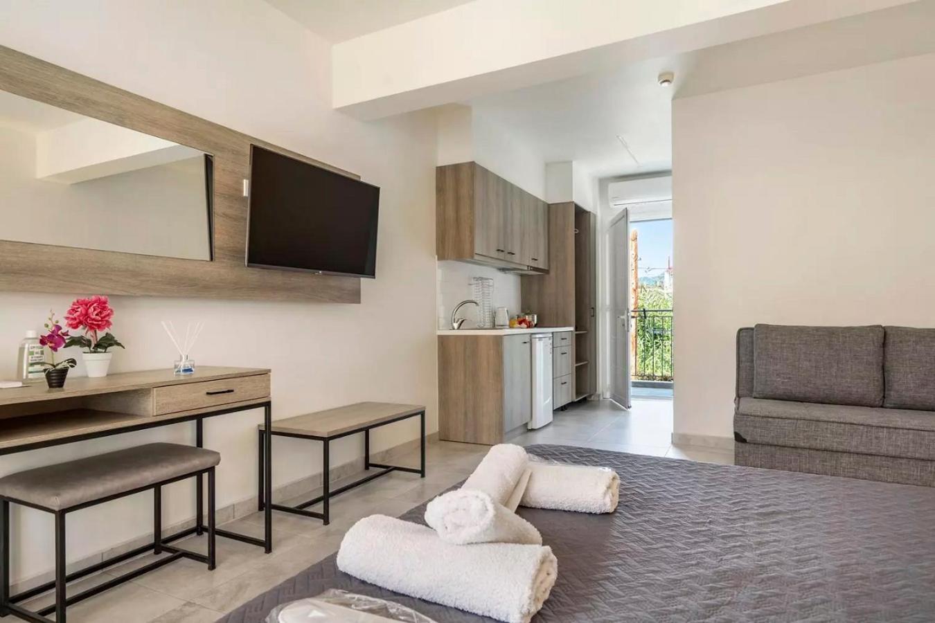 Blue Star Aparthotel Νυδρί Εξωτερικό φωτογραφία